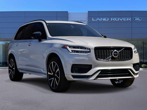 2023 Volvo XC90 Recharge Plug-In Hybrid T8 Ultimate Dark Theme 7-Seater