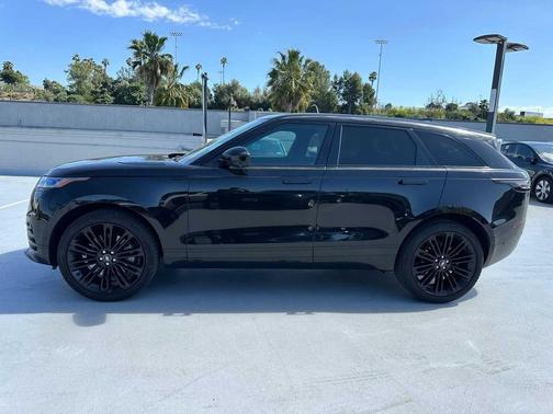 2025 Land Rover Range Rover Velar P400 Dynamic SE