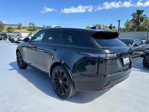 2025 Land Rover Range Rover Velar P400 Dynamic SE