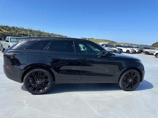 2025 Land Rover Range Rover Velar P400 Dynamic SE