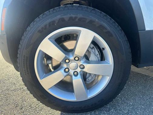 2025 Land Rover Defender 110 P400 S