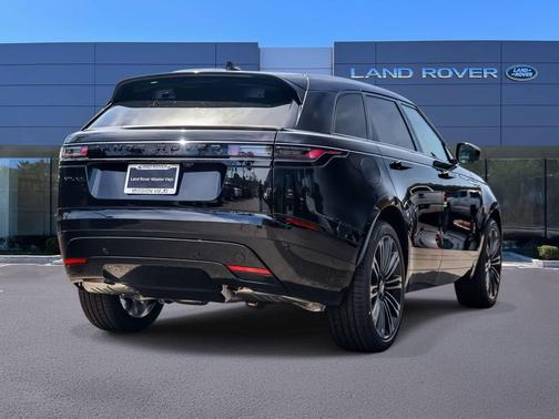 Santorini Black Metallic 2026 Land Rover Range Rover Velar P250 SE R-Dynamic