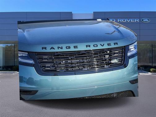 2026 Land Rover Range Rover Velar P250 SE R-Dynamic