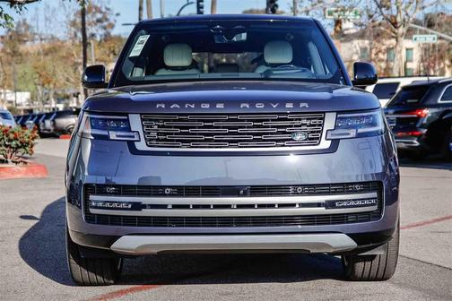 2026 Land Rover Range Rover P400 SE