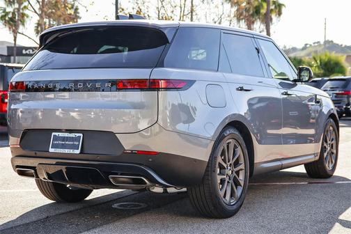 2025 Land Rover Range Rover Sport SE