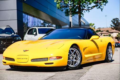 2002 Chevrolet Corvette Base