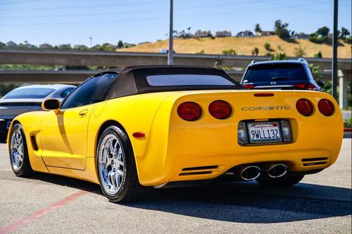 2002 Chevrolet Corvette Base