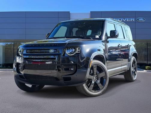 2023 Land Rover Defender 110 SE