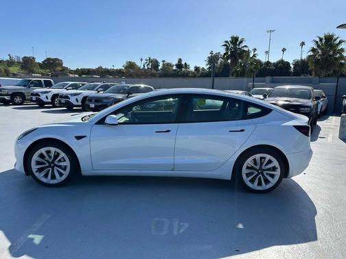 2022 Tesla Model 3 Standard Range