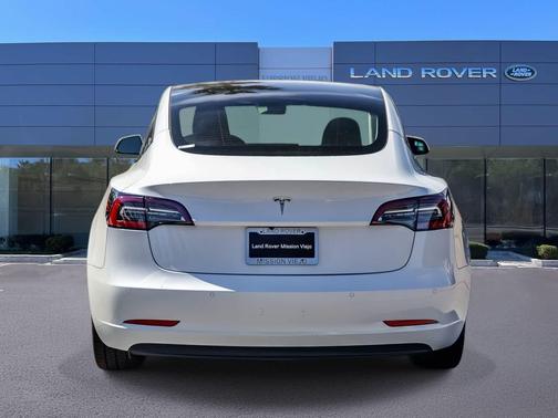 2022 Tesla Model 3 Standard Range