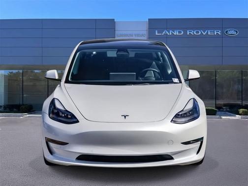 2022 Tesla Model 3 Standard Range
