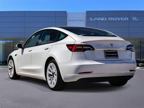 2022 Tesla Model 3 Standard Range