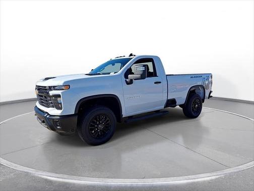 Summit White 2025 Chevrolet Silverado 2500 4WD Reg Cab 142" Work Truck