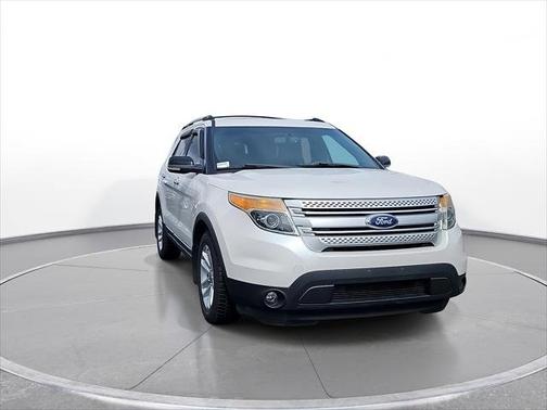 2011 Ford Explorer FWD 4dr XLT
