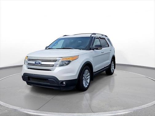 2011 Ford Explorer FWD 4dr XLT