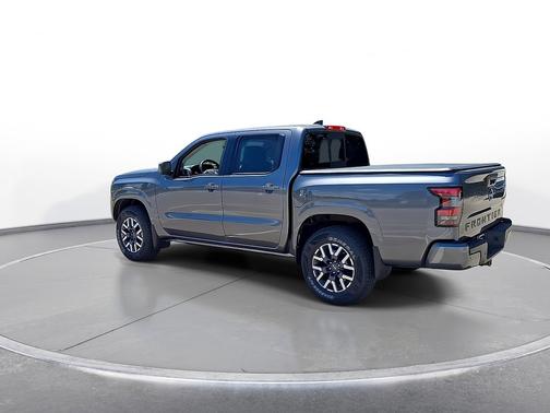 Gun Metallic 2022 Nissan Frontier Crew Cab 4x4 SV Auto