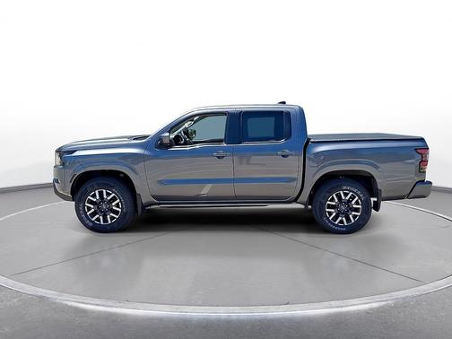 Gun Metallic 2022 Nissan Frontier Crew Cab 4x4 SV Auto