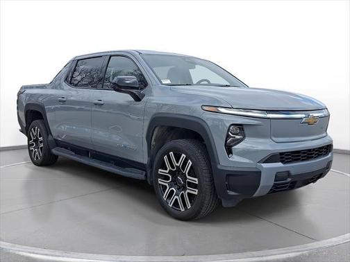 Slate Gray Metallic 2026 Chevrolet Silverado EV e4WD Crew Cab Standard Range LT