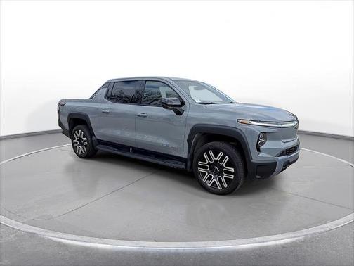 Slate Gray Metallic 2026 Chevrolet Silverado EV e4WD Crew Cab Standard Range LT