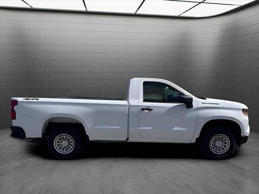 2025 Chevrolet Silverado 1500 4WD Reg Cab 140" Work Truck
