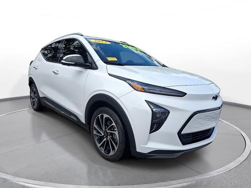 Summit White 2023 Chevrolet Bolt EUV FWD 4dr Premier