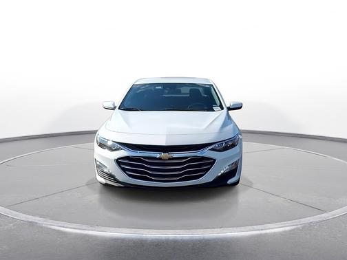 Summit White 2024 Chevrolet Malibu 4dr Sdn 1LT