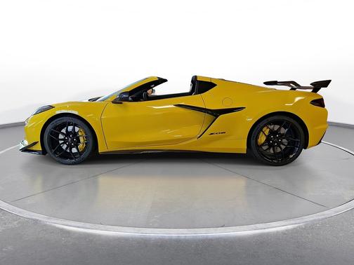 Competition Yellow Tintcoat Metallic 2026 Chevrolet Corvette 2dr Z06 Cpe w/2LZ