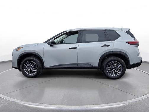 Brilliant Silver Metallic 2024 Nissan Rogue FWD S