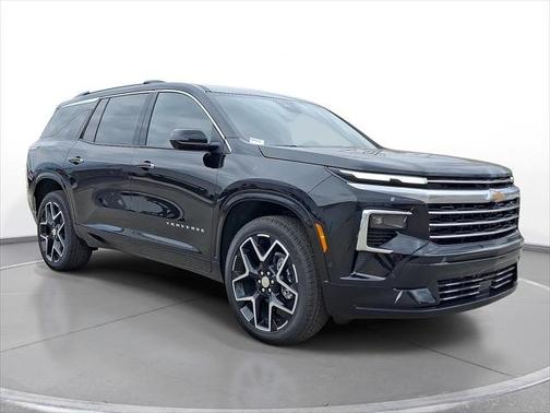 Mosaic Black Metallic 2026 Chevrolet Traverse FWD 4dr High Country w/1LZ