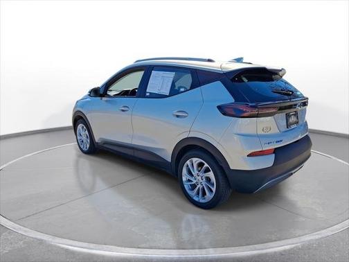 Silver Flare Metallic 2023 Chevrolet Bolt EUV FWD 4dr LT