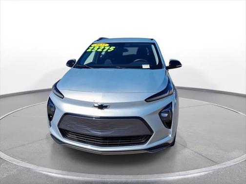 Silver Flare Metallic 2023 Chevrolet Bolt EUV FWD 4dr LT
