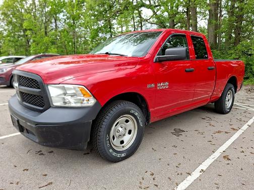 Flame Red Clearcoat 2017 RAM 1500 Tradesman 4x4 Quad Cab 6'4" Box