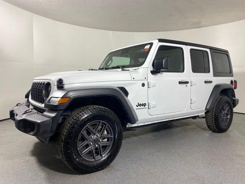 Bright White Clearcoat 2024 Jeep Wrangler Sport S