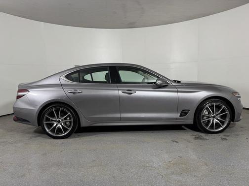 2025 Genesis G70 2.5T AWD