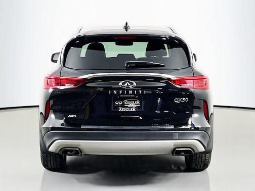 Black Obsidian 2019 INFINITI QX50 Luxe