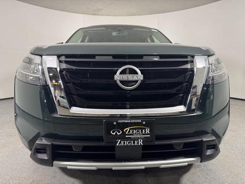 2024 Nissan Pathfinder SL 4WD