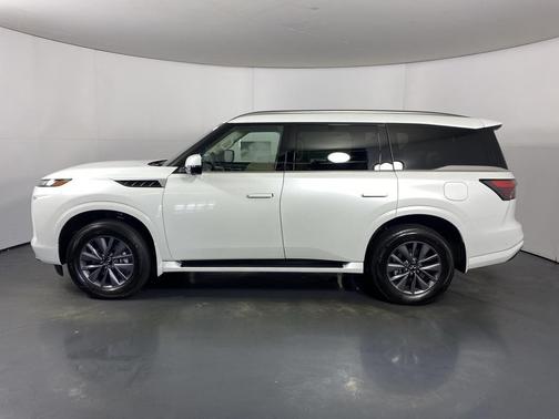 2026 INFINITI QX80 PURE AWD