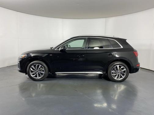 2022 Audi Q5 45 S line Premium