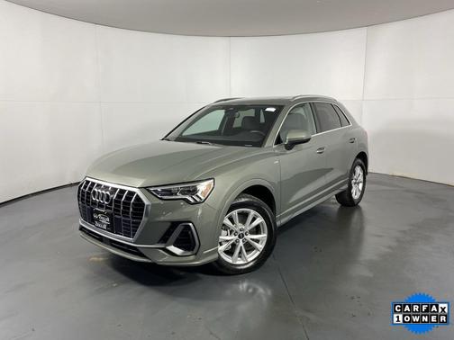 2024 Audi Q3 Premium 45 TFSI S line quattro Tiptronic