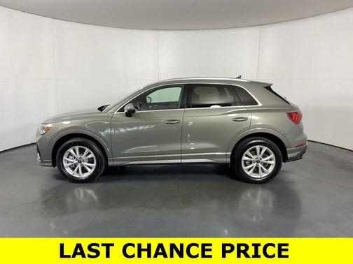 2024 Audi Q3 Premium 45 TFSI S line quattro Tiptronic