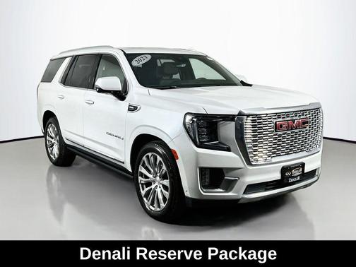 White Frost Tricoat 2023 GMC Yukon Denali
