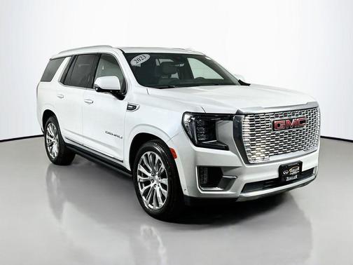 White Frost Tricoat 2023 GMC Yukon Denali