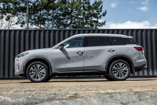 Gray 2027 INFINITI QX60 LUXE AWD