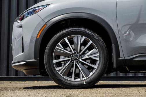 Gray 2027 INFINITI QX60 LUXE AWD