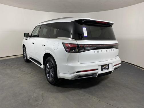 2026 INFINITI QX80 PURE AWD