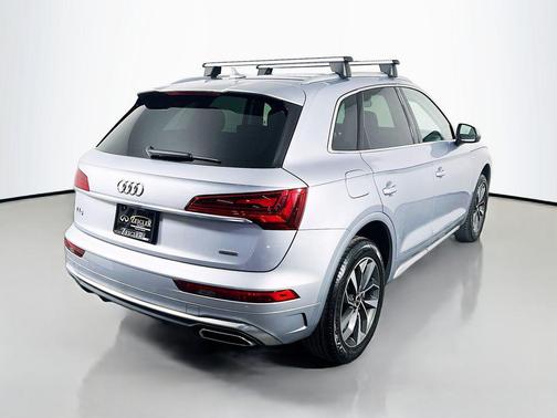 2023 Audi Q5 45 S line Premium Plus