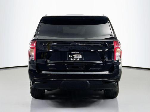 Black 2024 Chevrolet Suburban RST