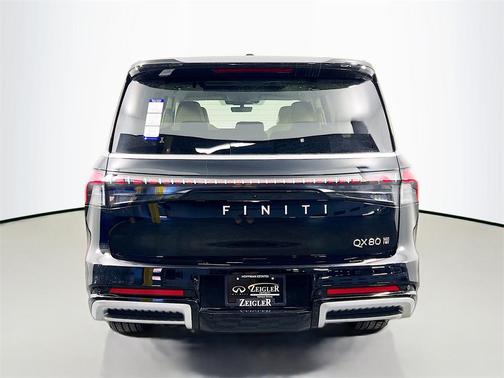 2026 INFINITI QX80 PURE AWD