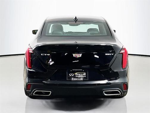 2023 Cadillac CT4 Premium Luxury