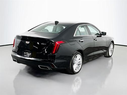 2023 Cadillac CT4 Premium Luxury